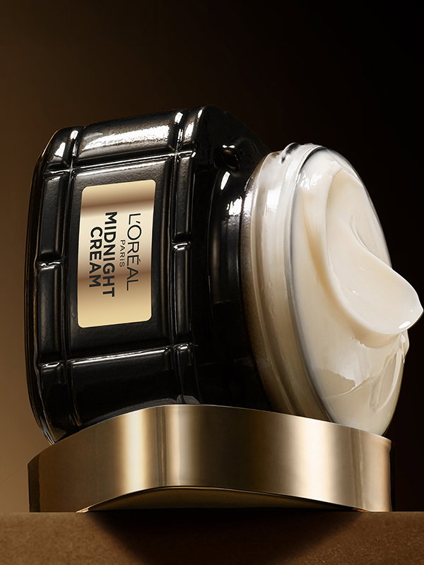 Rich moisturizer repairs your skin barrier