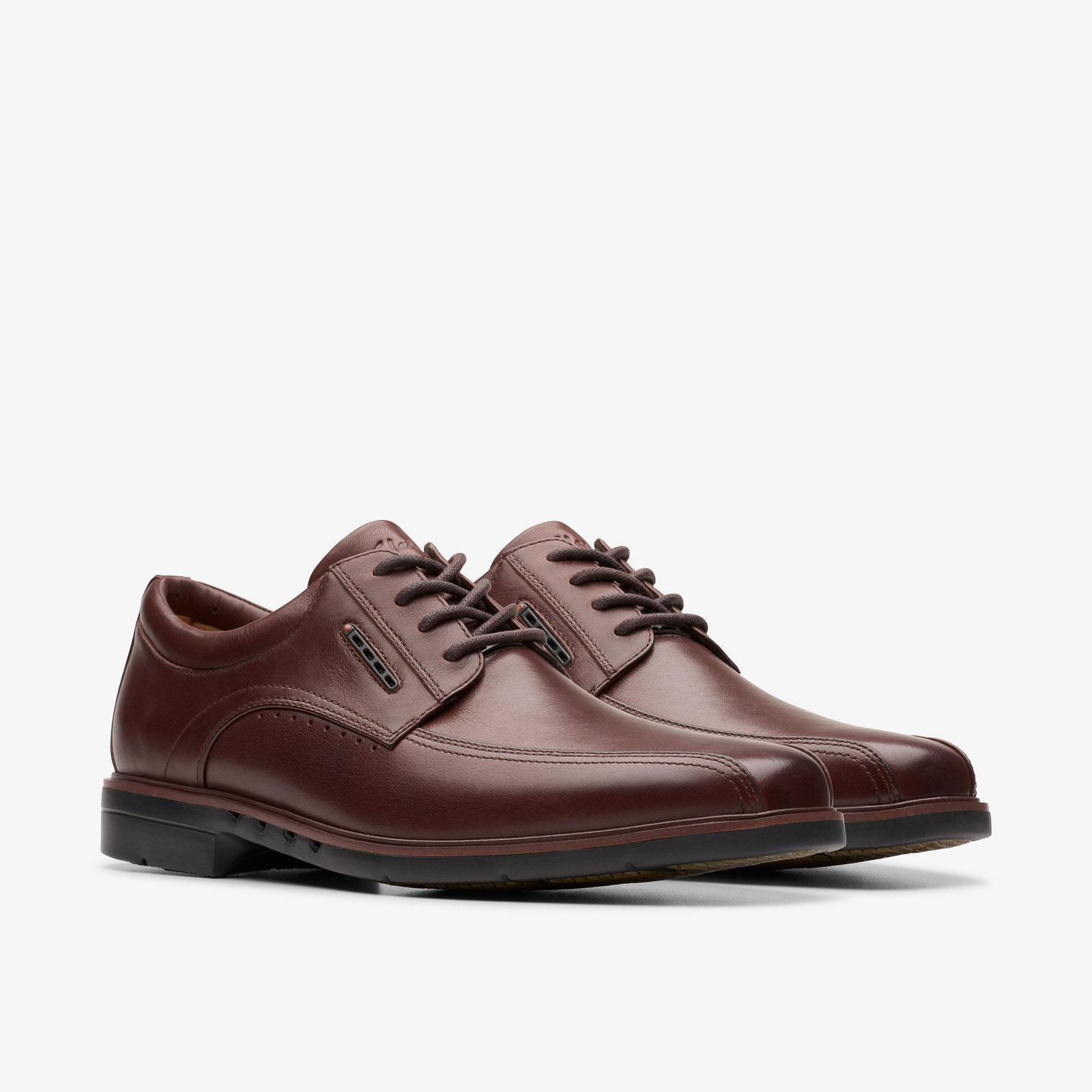 Shop Un Kendric Way Mahogany Leather