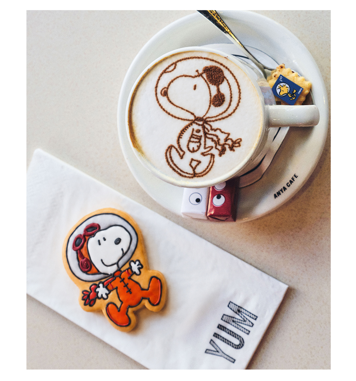 Snoopy at Anya Cafe