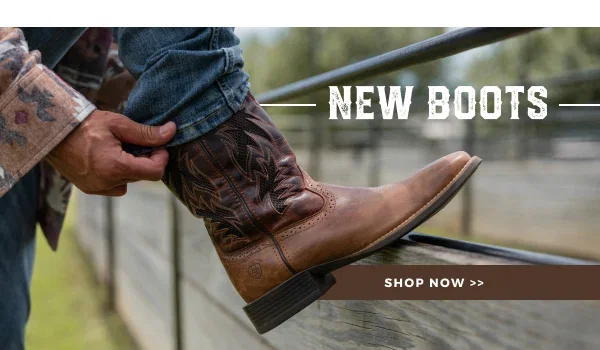 SHOP BOOTS >>