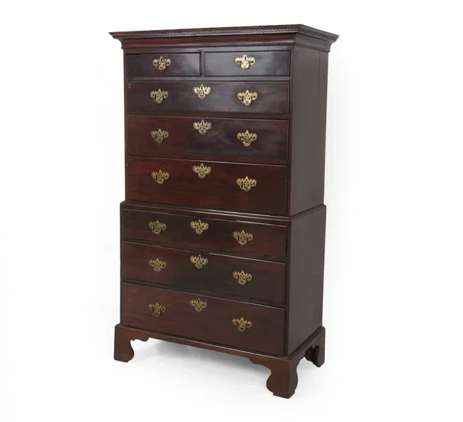 CHIPPENDALE STYLE MAHOGANY CHEST ON CHEST