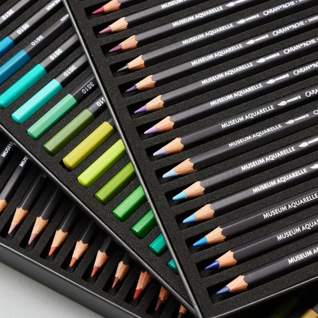 WATERCOLOUR PENCILS