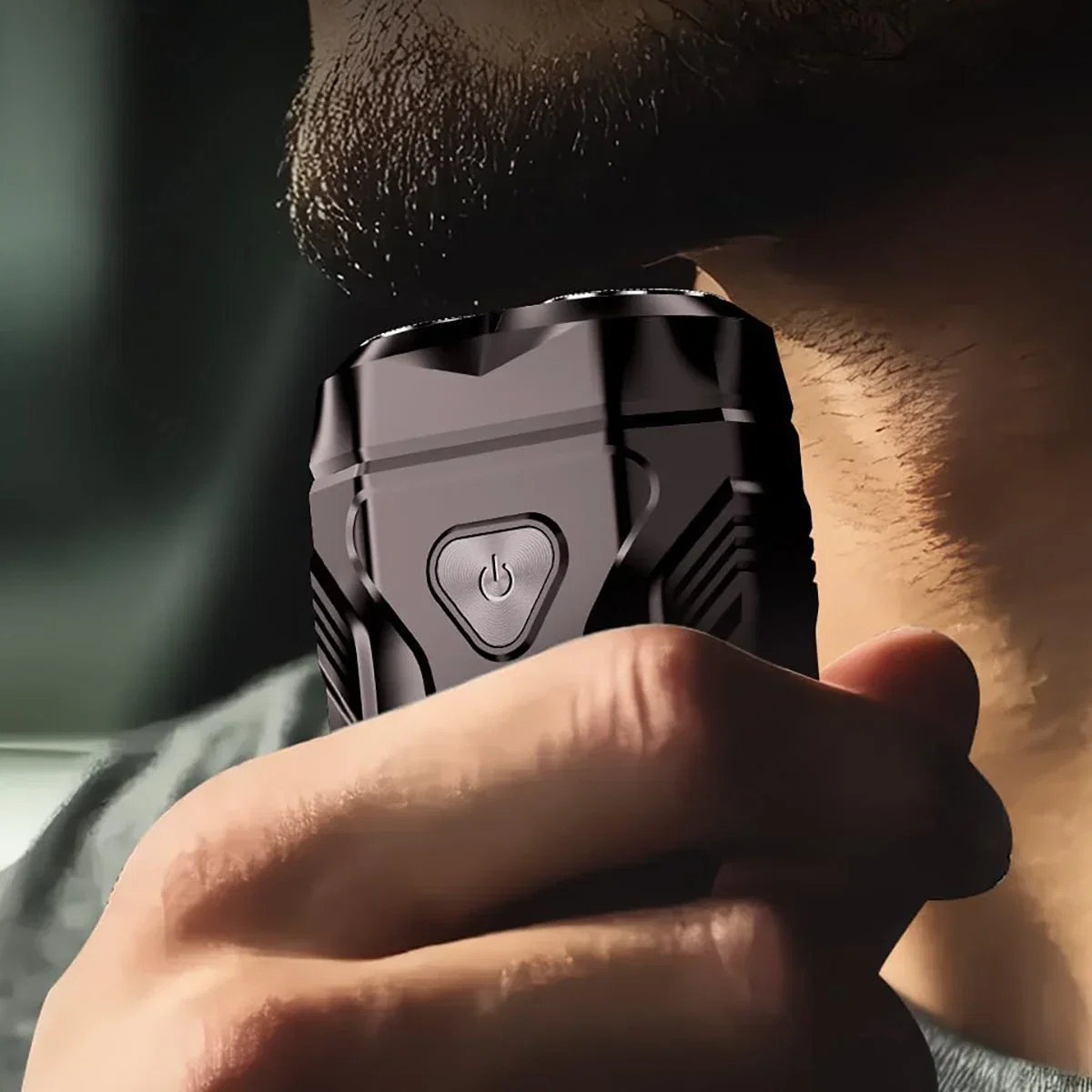 Image of Wet and Dry Electric Shaver