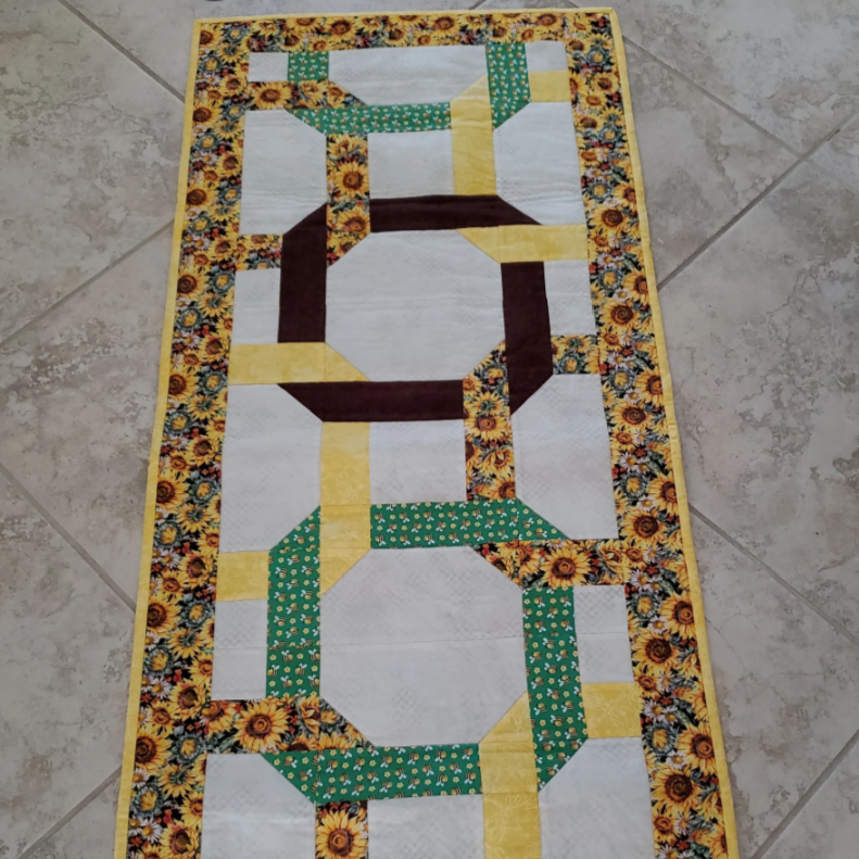 Lots O' Luck Table Runner Show & Tell by Marie C