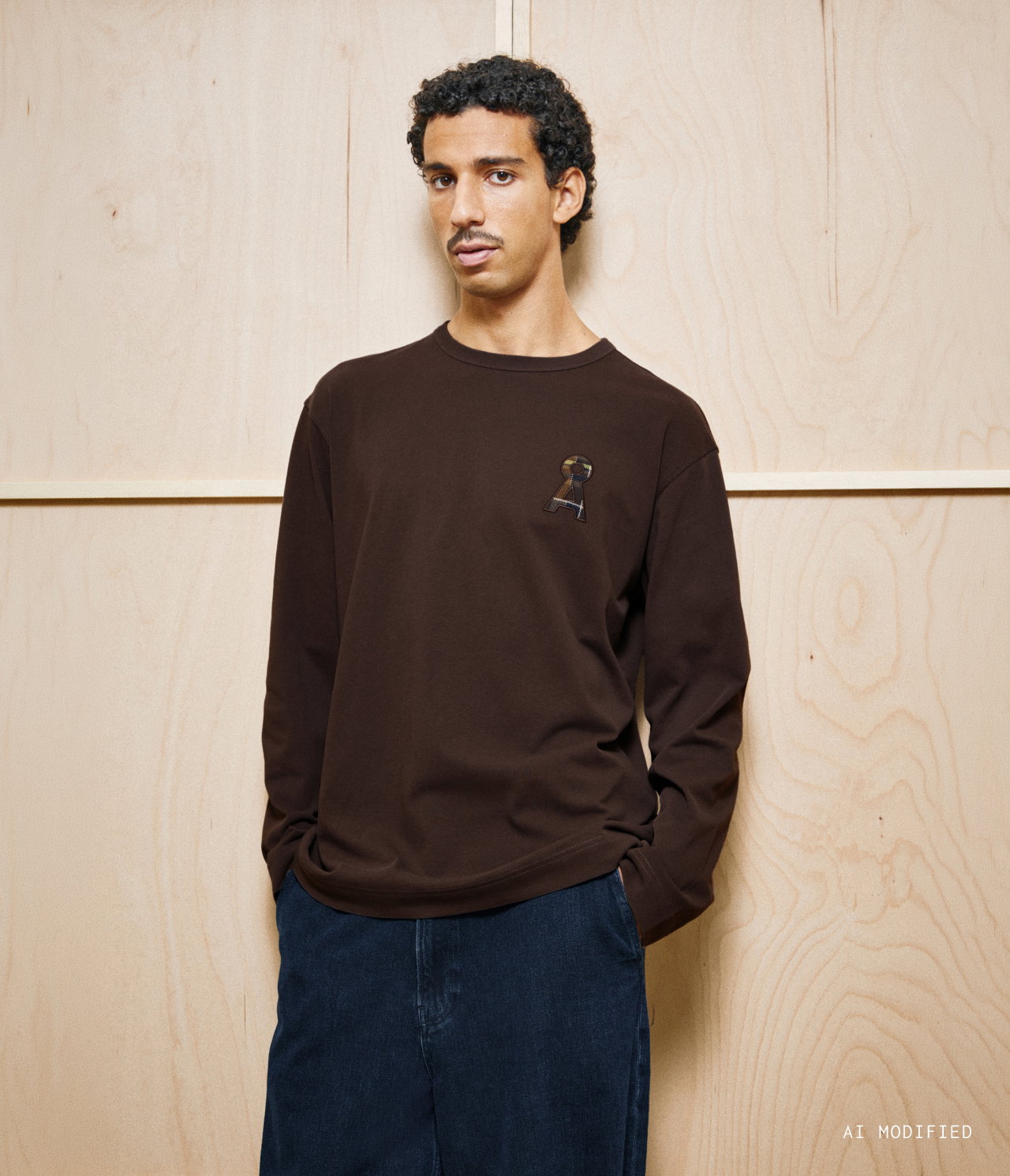 MAARKOS Å LOGO LONG SLEEVE TEE