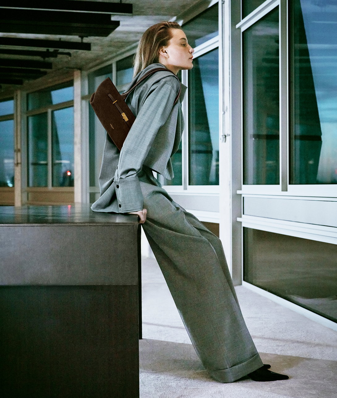 new york shoulder mocha suede