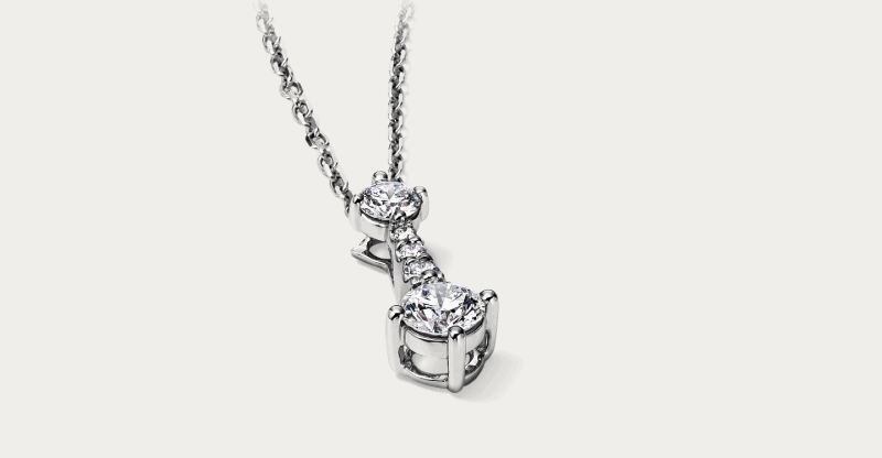 White gold diamond pendant necklace.