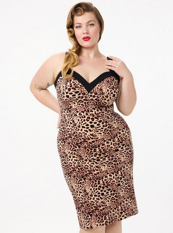 Retro Chic Bombshell Sweetheart Bodycon Dress