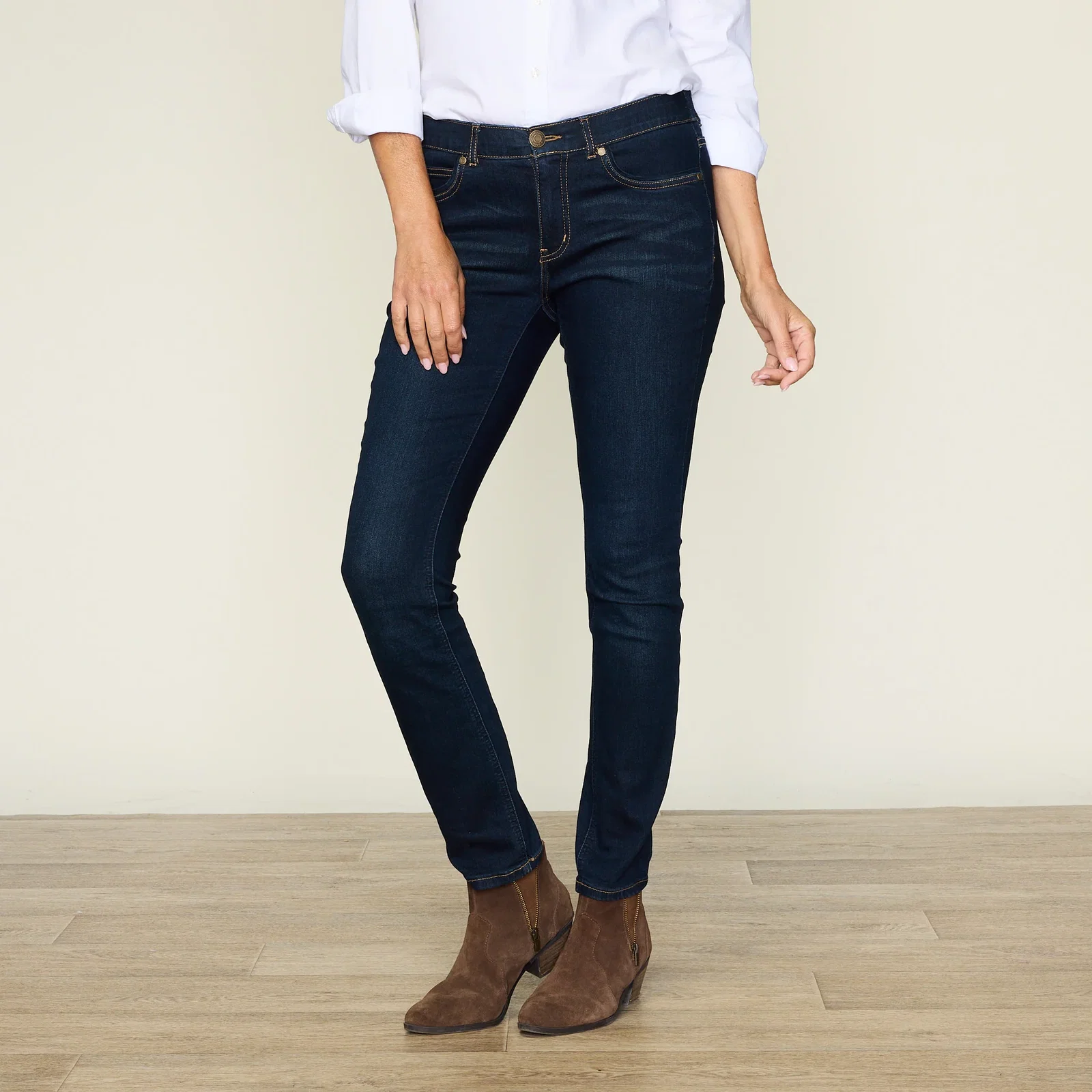 Image of Signature Slimming Shaped Fit Tapered Leg Jean - Dark Stonewash