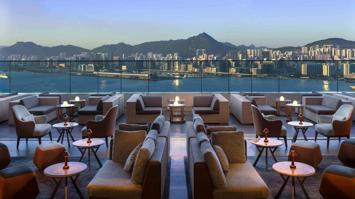 Hong Kong Contemporary Victoria Harbour Retreat with Daily Breakfast, Nightly Drinks & HKD500 Dining Credit