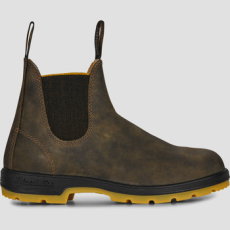 CLASSIC CHELSEA BOOTS