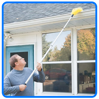 Telescopic Gutter Brush