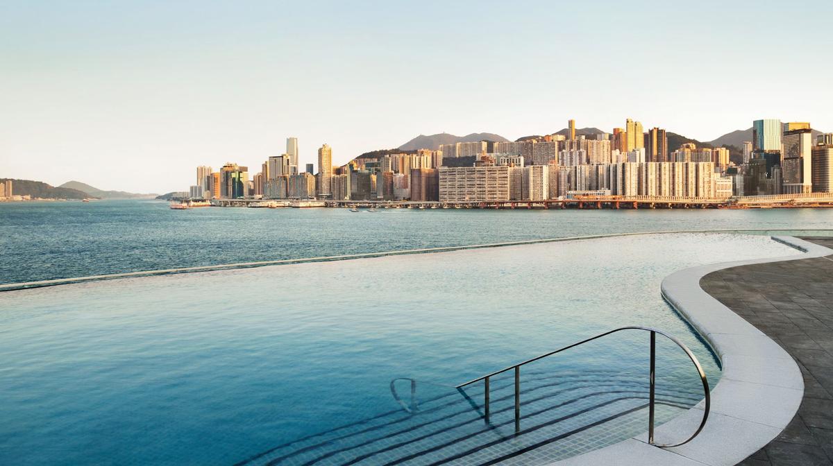 Hong Kong Harbourside Glamour with Daily Breakfast, Club Lounge Access & One Child Stays Free