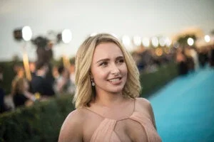 Hayden Panettiere attends the 21st Annual Critics' Choice Awards at Barker Hangar on January 17, 2016 in Santa Monica, California.