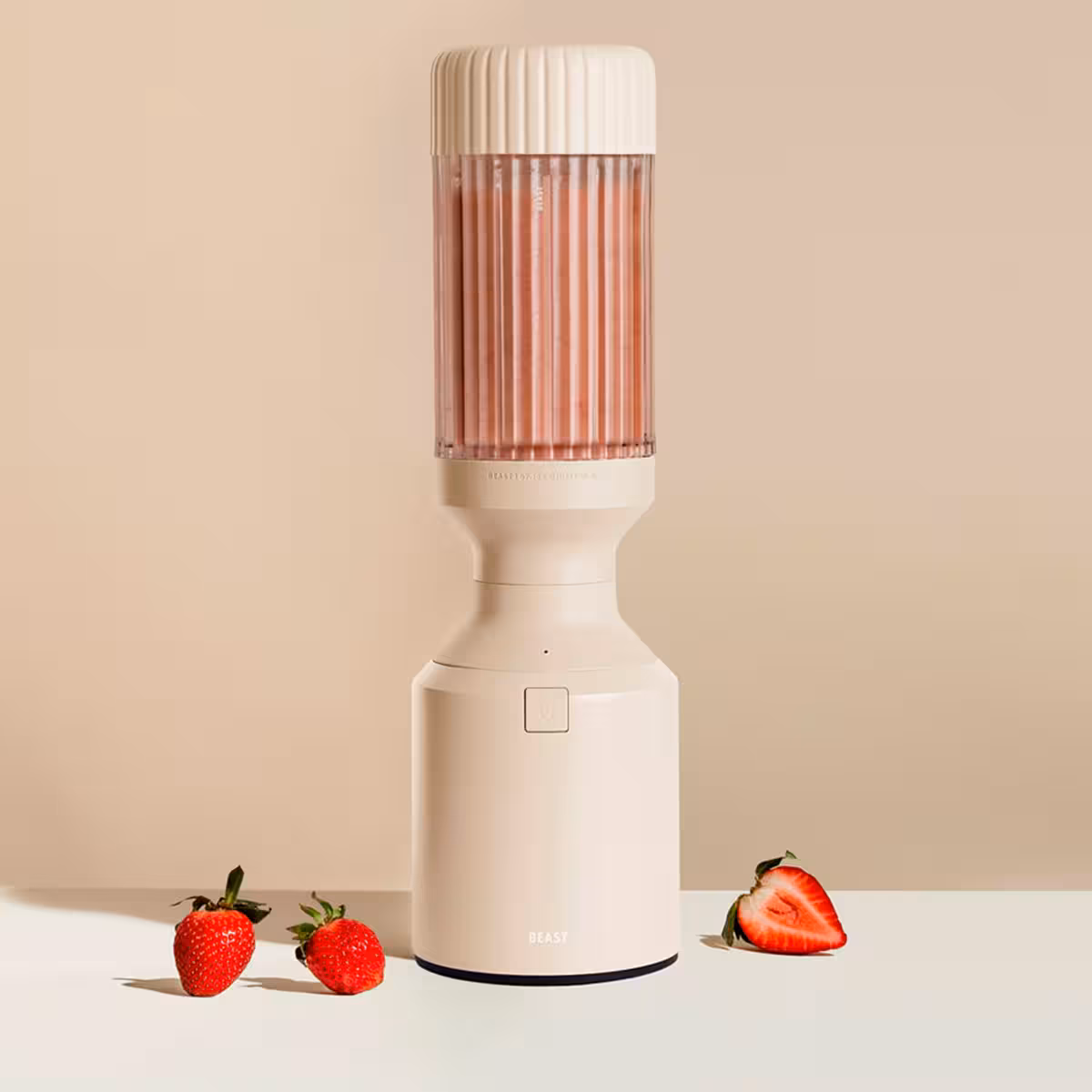 Beast Mega Plus 1200 blender, sand