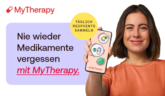 Frau lächelt und zeigt MyTherapy App auf dem Smartphone. Text: Auf Gesundheit achten und bares Geld sparen. Störer: Täglich RedPoints sammeln. Button: Jetzt sammeln