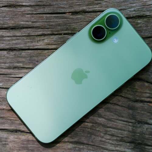 iPhone 17 Is World's Best-Selling Phone Again, Samsung S26 Ultra Enters Top 4