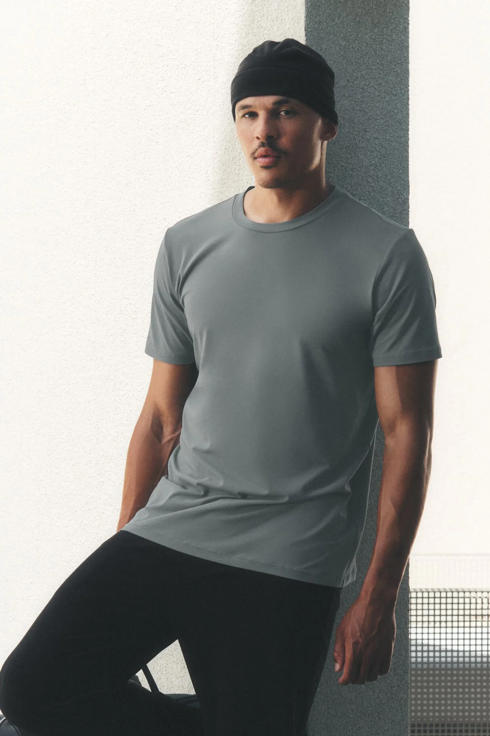 Conquer Reform Crewneck Short Sleeve - Monument