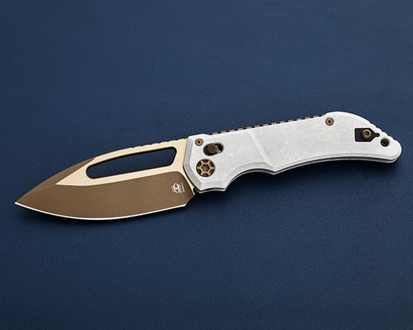 In-Stock Heretic Knives