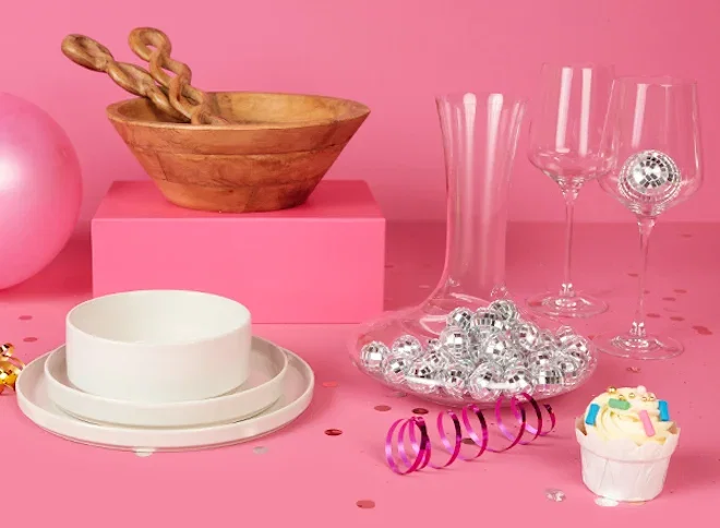 20% off table & bar
