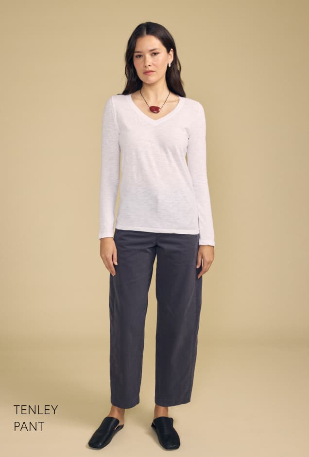 Image of model wearing Tenley in Graphite.