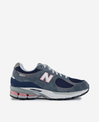 New Balance 2002R Trainers