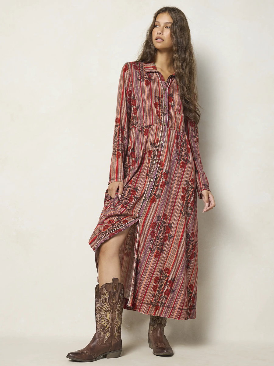 DRESSES & JUMPSUITS