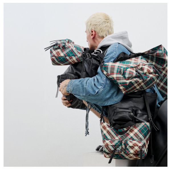 EASTPAK X EGONLAB
