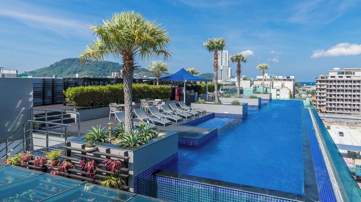 Phuket Oasis near Patong Beach with Daily Breakfast & Daily Free-Flow Drinks Hour