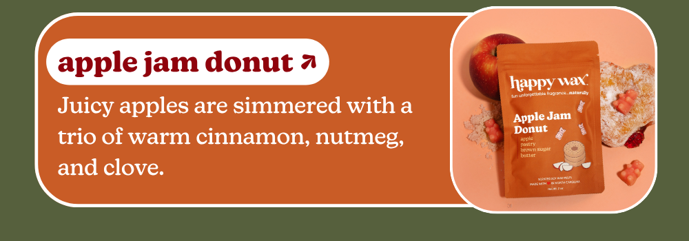 apple jam donut: Juicy apples are simmered with a trio of warm cinnamon, nutmeg, and clove.
