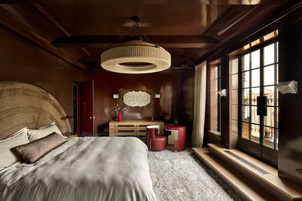 A Room We Love from the 1stDibs 50: Gramercy Design