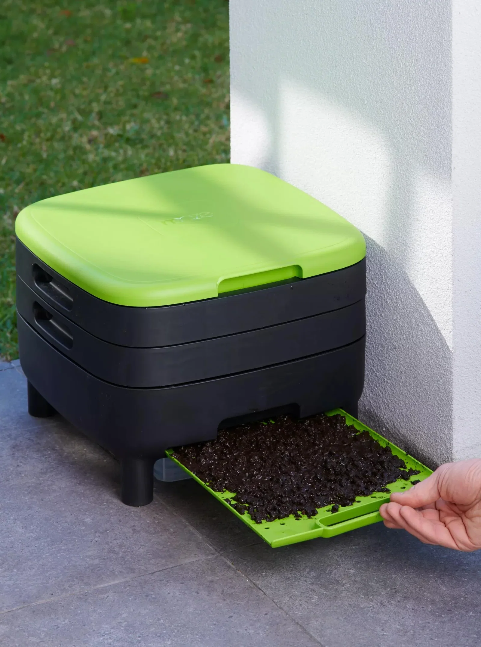 Image of Maze Worm Farm Composter