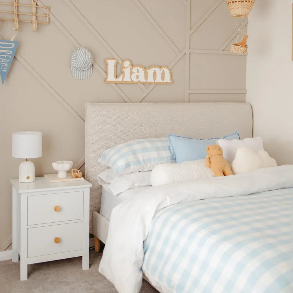 Image of Willow Upholstered Bed Nordic Latte