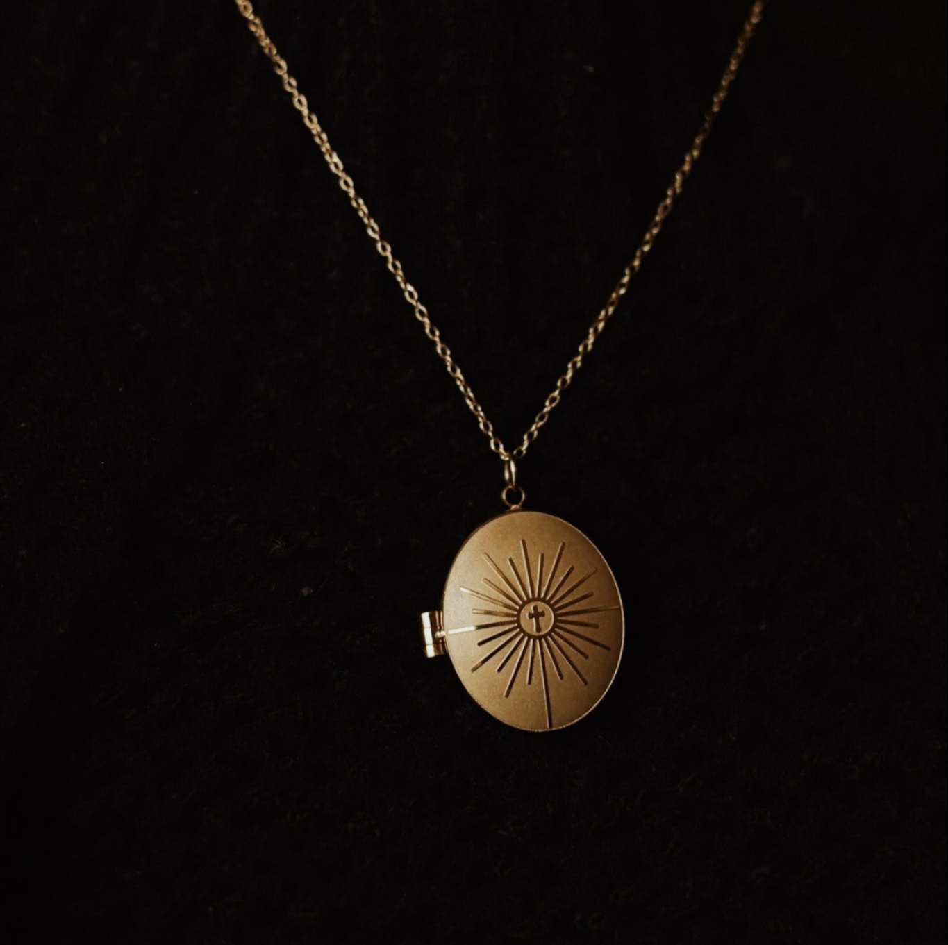 Monstrance Gold Locket