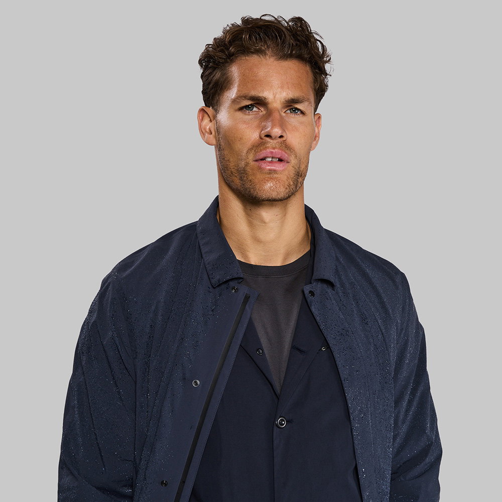 Future Nylon Coat | vollebak.com