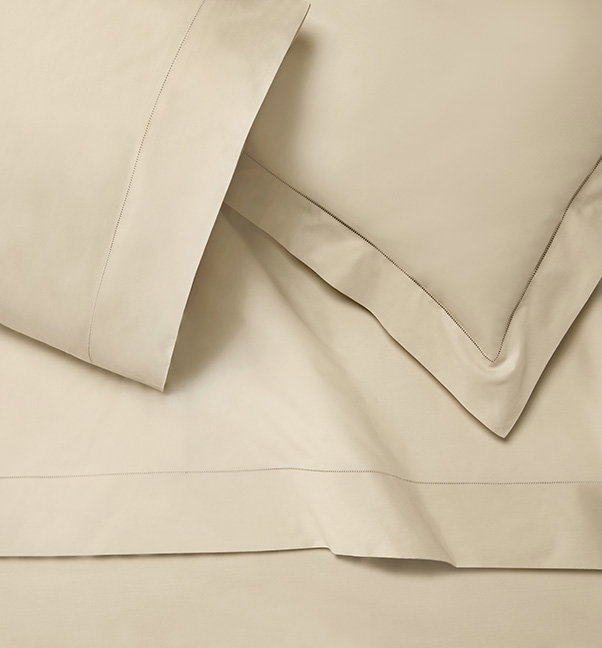 SHOP BEDDING