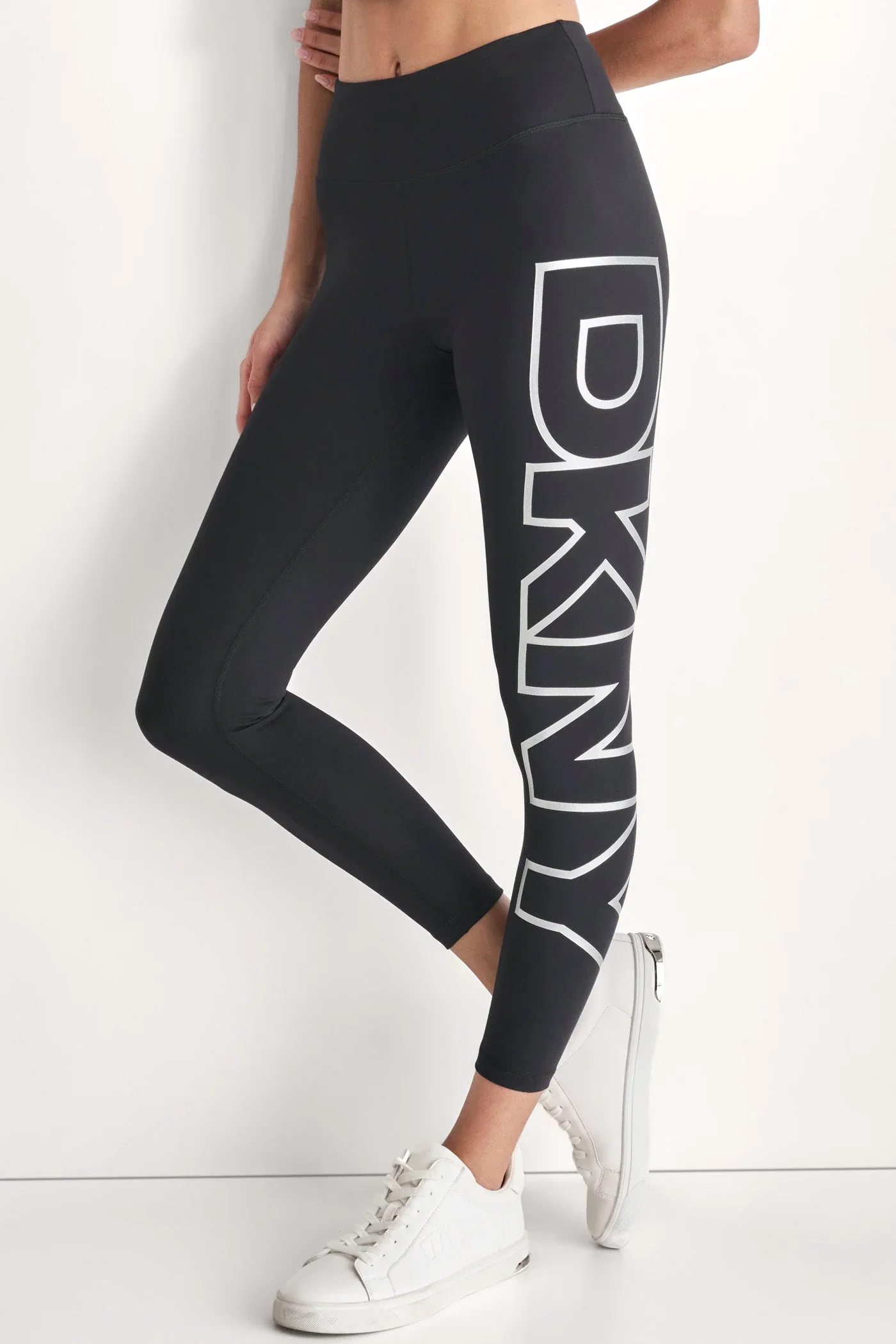 Image of HIGH-RISE LOGO 7/8 LENGTH LEGGING