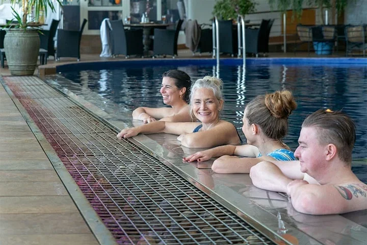Boende, spa och frukost för 2 på Hotell Hallstaberget i Sollefteå