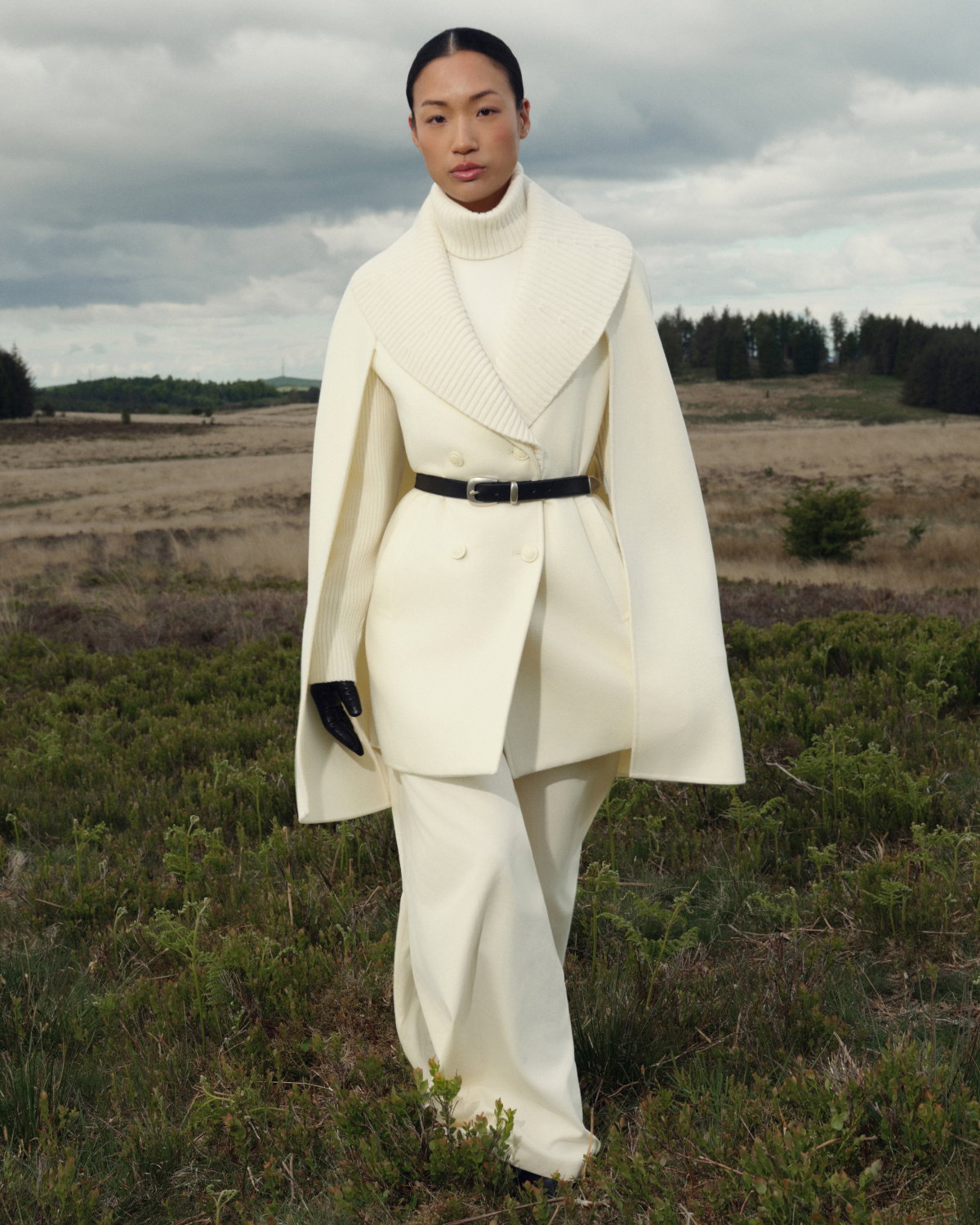 SUSIE Wool cape