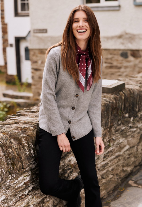 Softe Strickjacke mit Knopfleiste