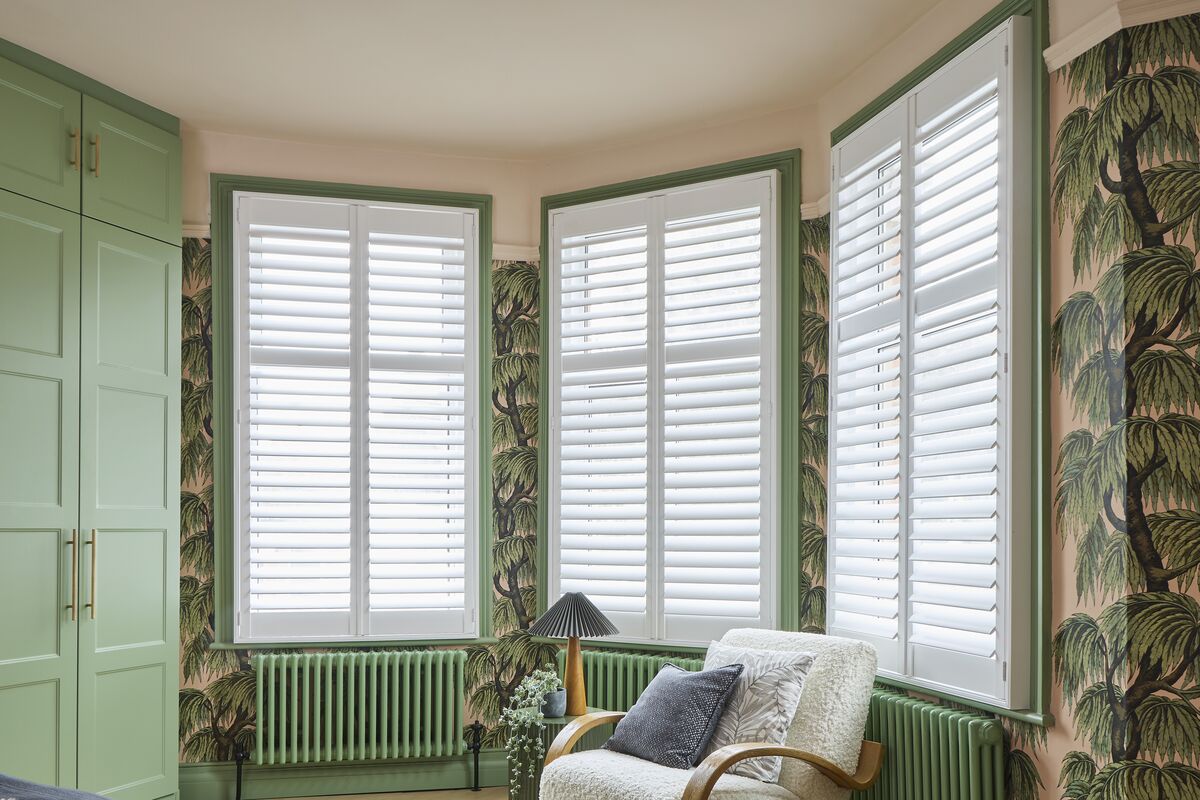 Huge Super Sale - Up to 40% off selected shutters 