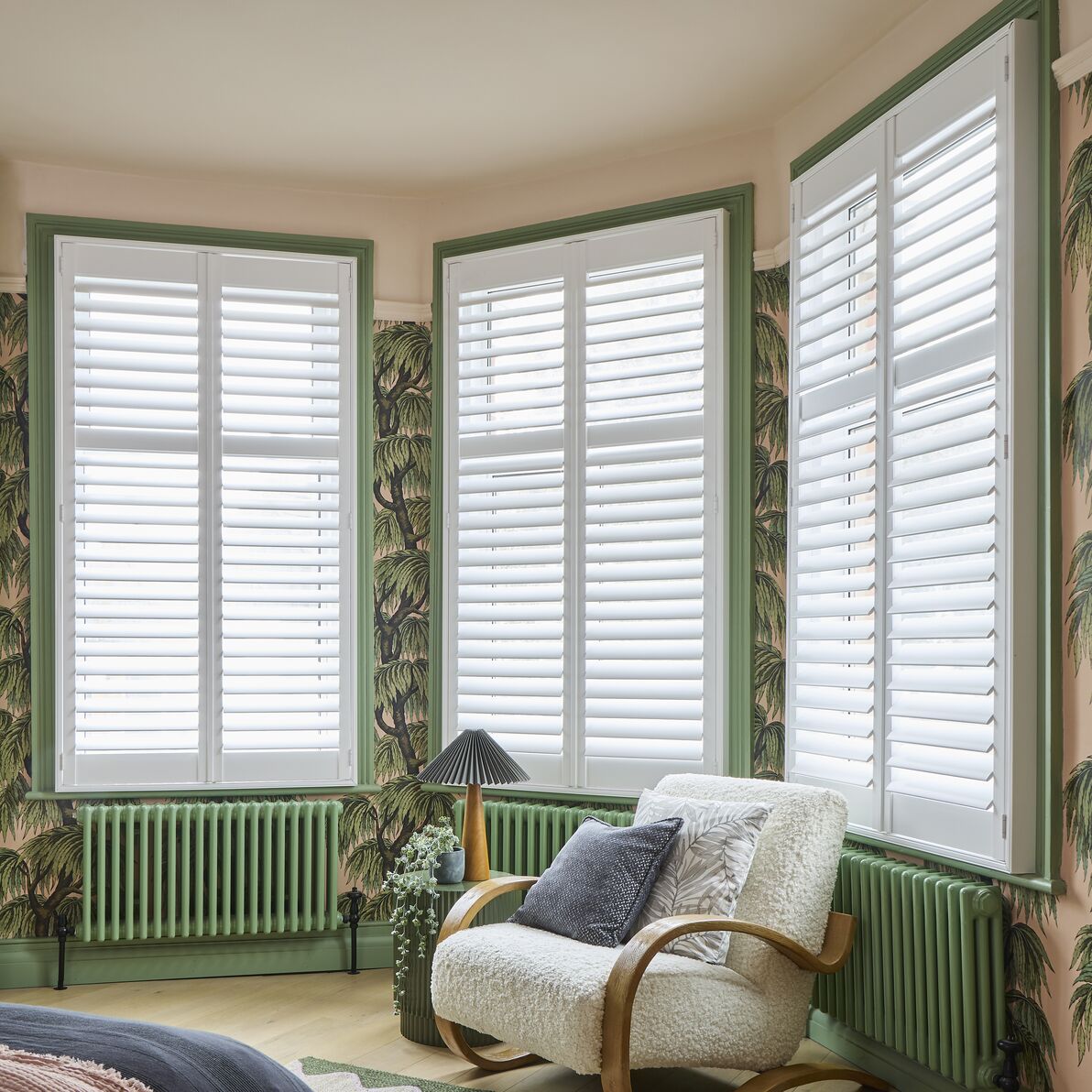Huge Super Sale - Up to 40% off selected shutters 