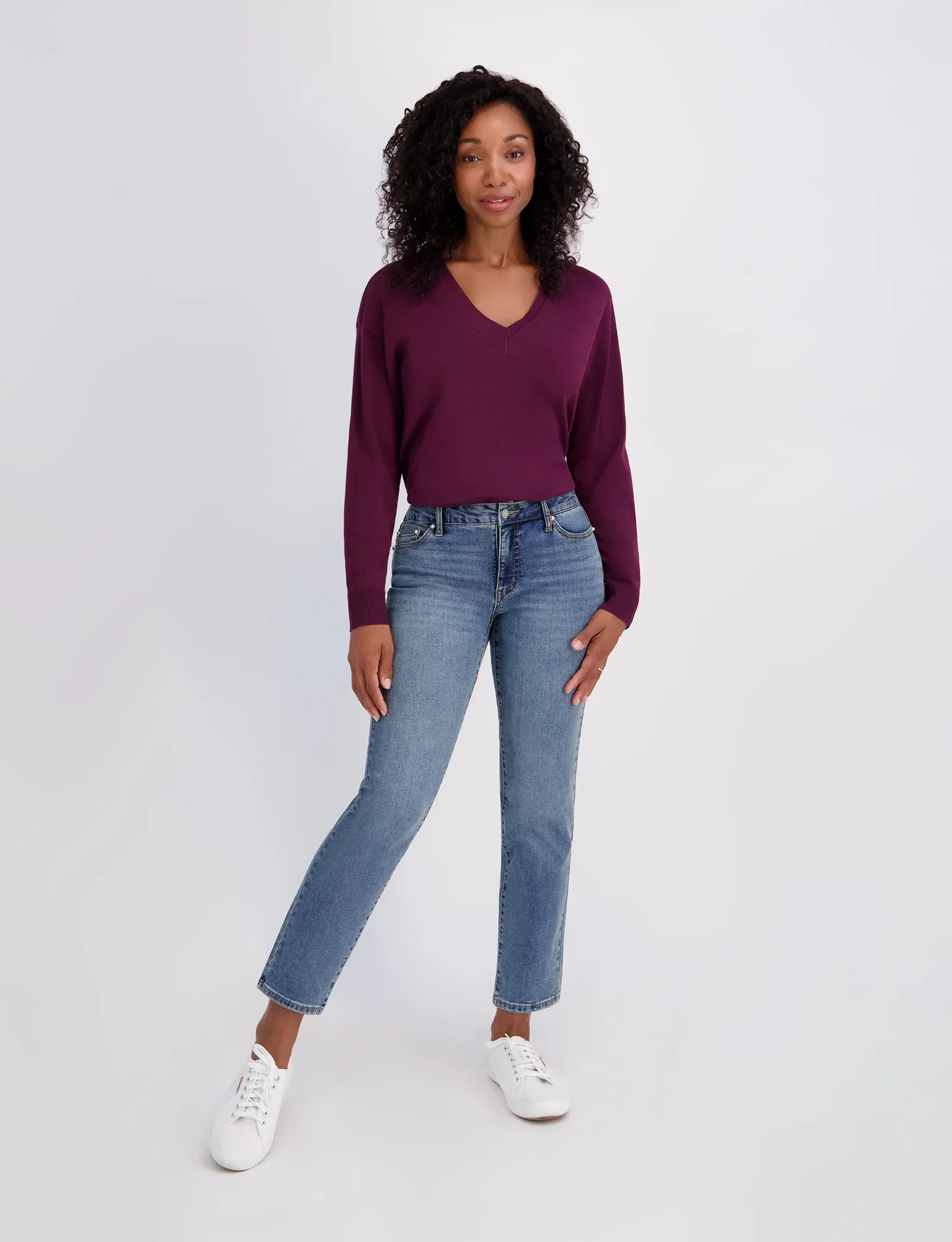 Image of Westport Signature Straight Leg Pearl Rivet Denim Jeans