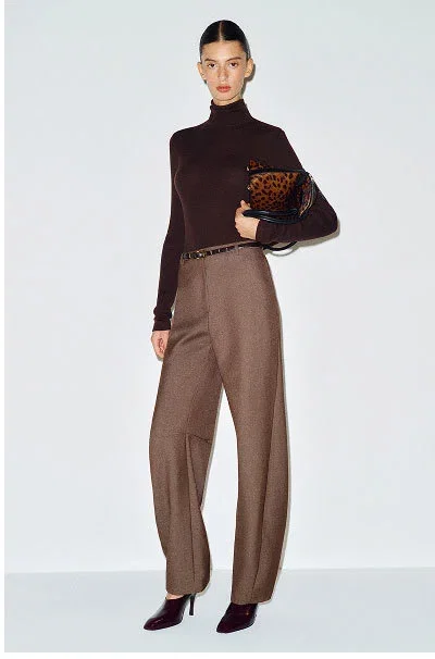 Jackie Bow Leg Pant