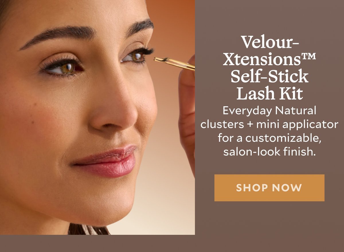 Velour-Xtensions™ Self-Stick Lash Kit​  Everyday Natural clusters + mini applicator for a customizable, salon-look finish.​