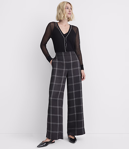 Fluid Pull On Wide Leg Pants in Plaid Satin