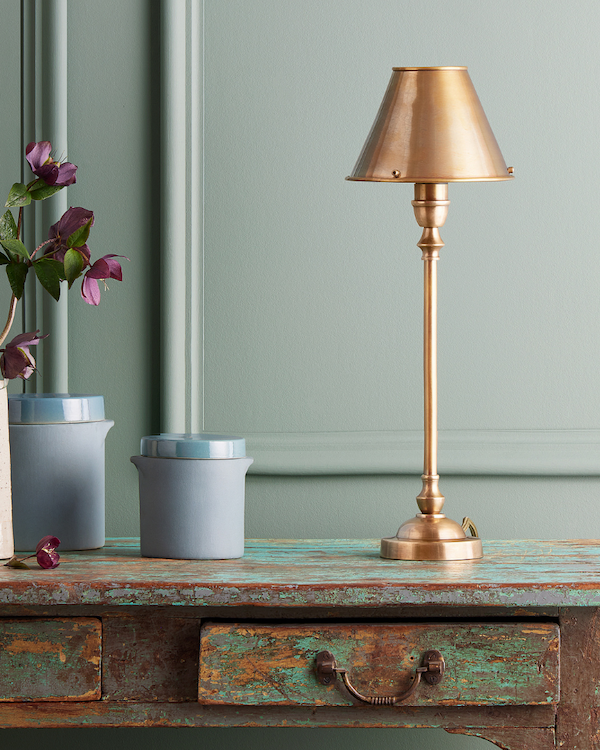 bartlett table lamp in antiqued brass