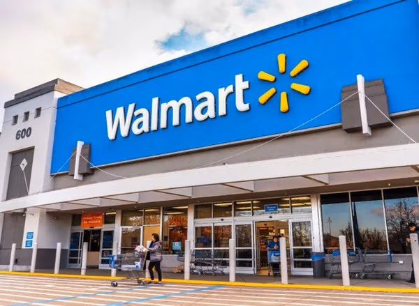 Walmart adds Crave Hot Dogs & BBQ stations to rival Costco's Food Court | Eat This, Not That