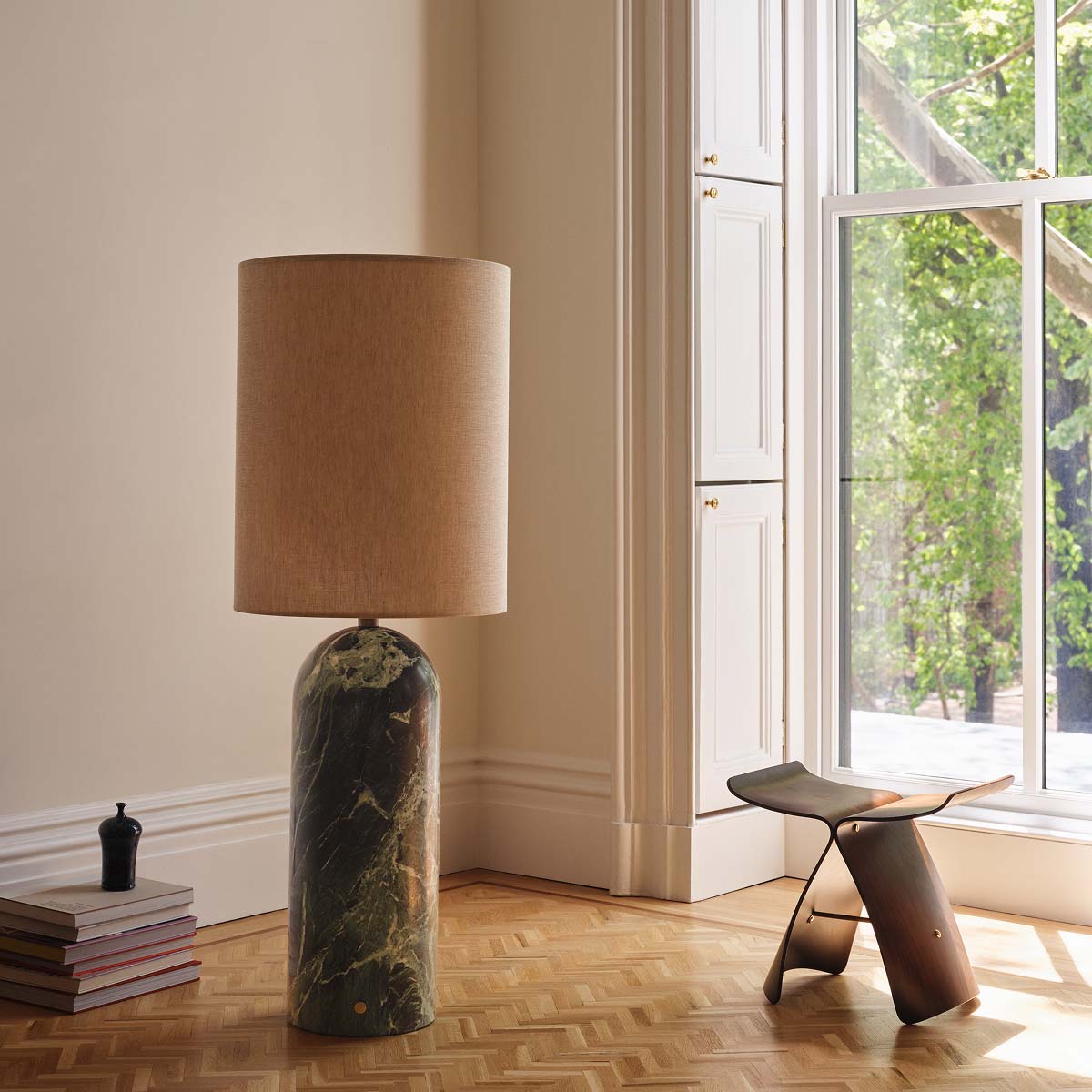 Gravity Floor Lamp