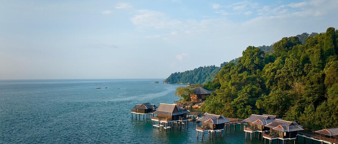 Malaysia Private Island Villas with Daily Breakfast, Nightly Dinner & Return Speedboat Transfers